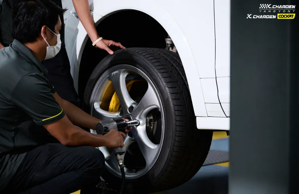 บริการเปลี่ยนยางนอกสถานที่